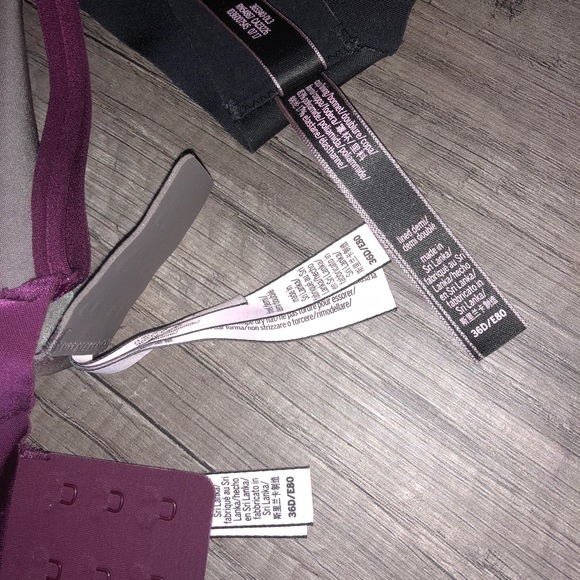 Set of Victoria secret bras - Picture 4 of 5